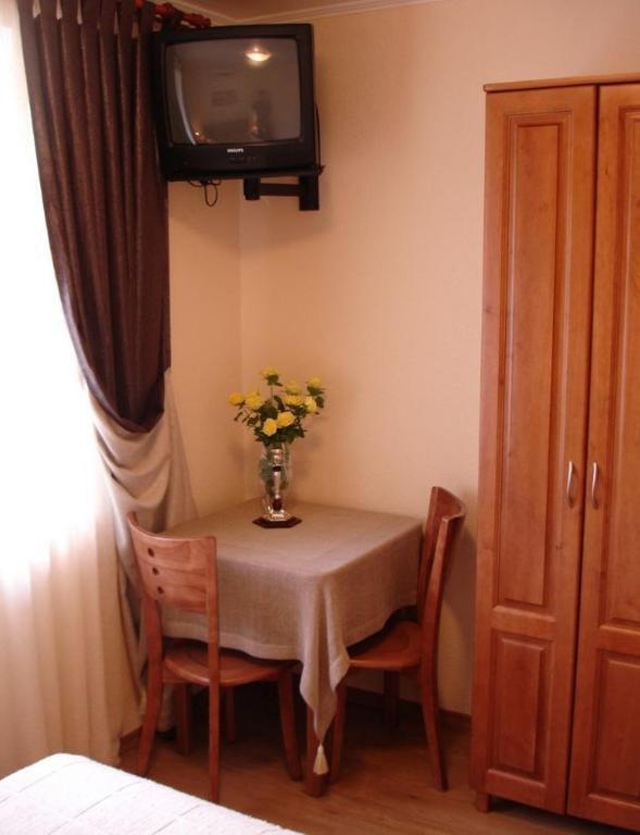 Sinay Hotel Poltava Oda fotoğraf
